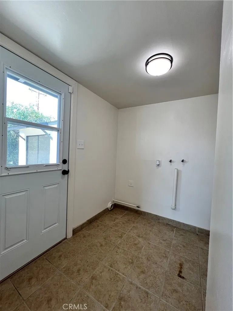 38710 Yucca Tree Street, Palmdale, California 93551 home-pic-16